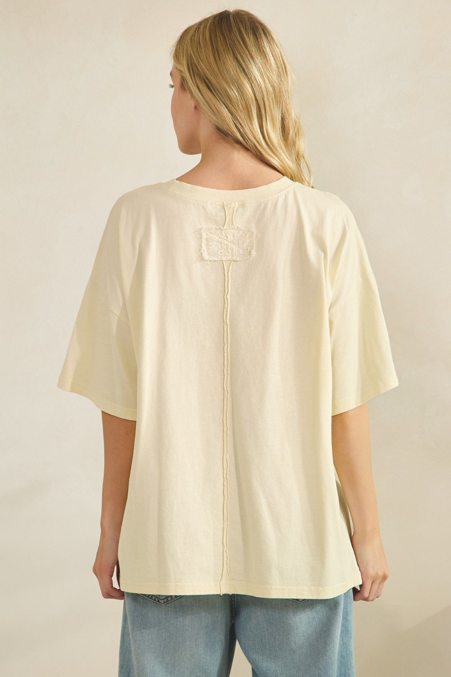 Buttercream Bow Tee (Extended Size)
