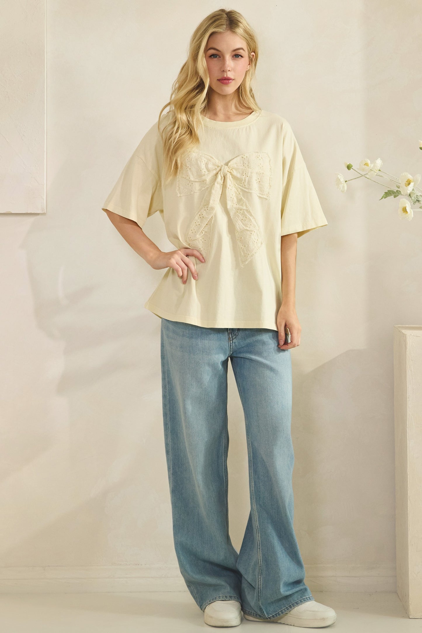 Buttercream Bow Tee (Extended Size)