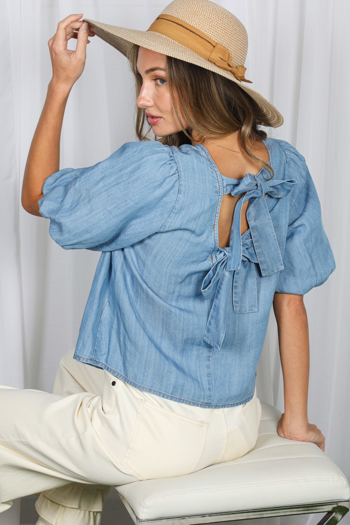 Amara Vina Top